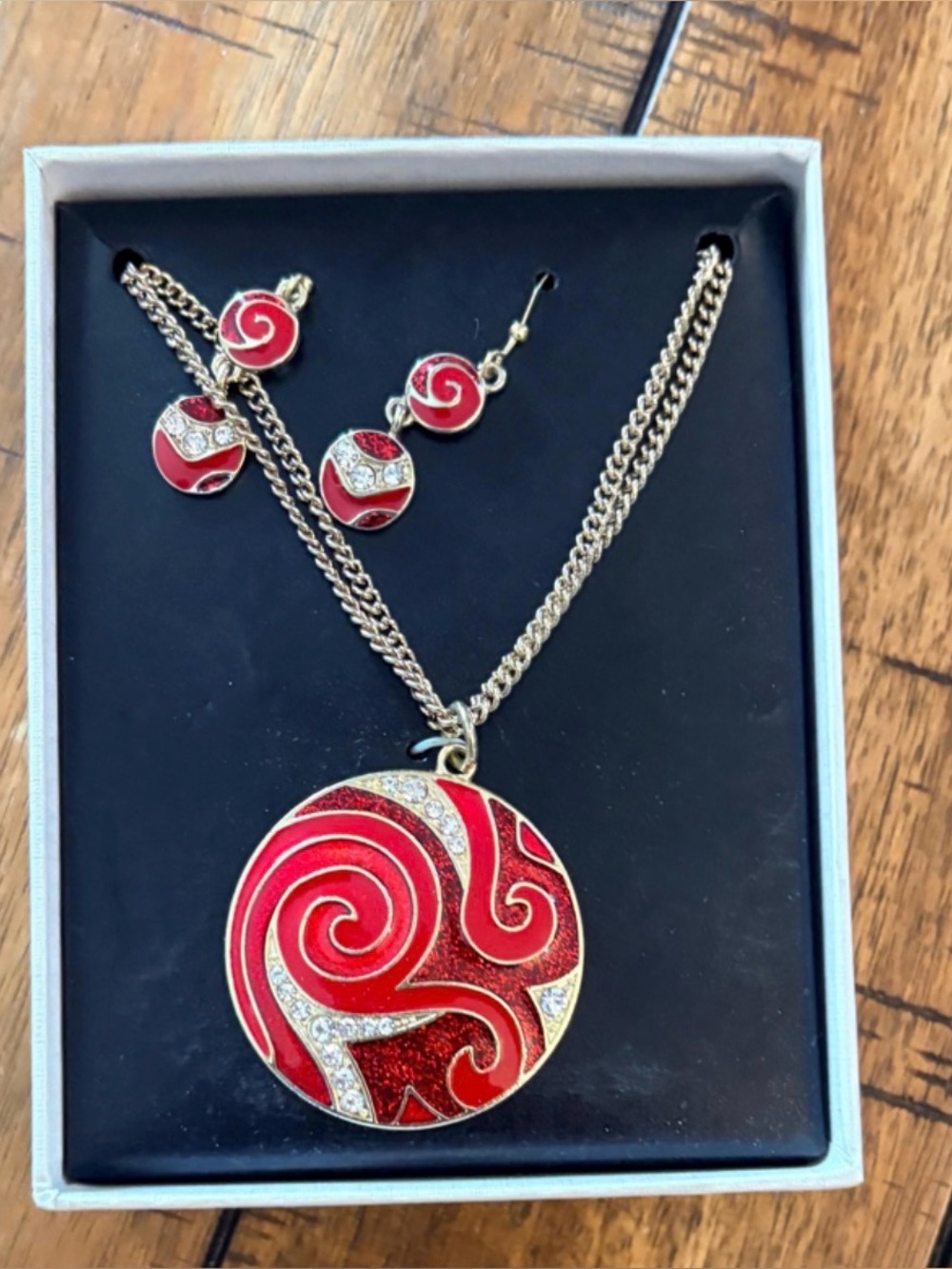 Red Swirl Pendant Necklace and Earrings Set - Gold Tone
